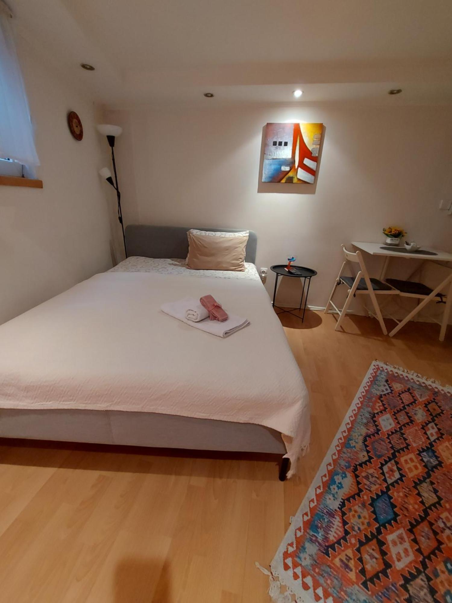 Apartamento Glorry M Belgrado Exterior foto